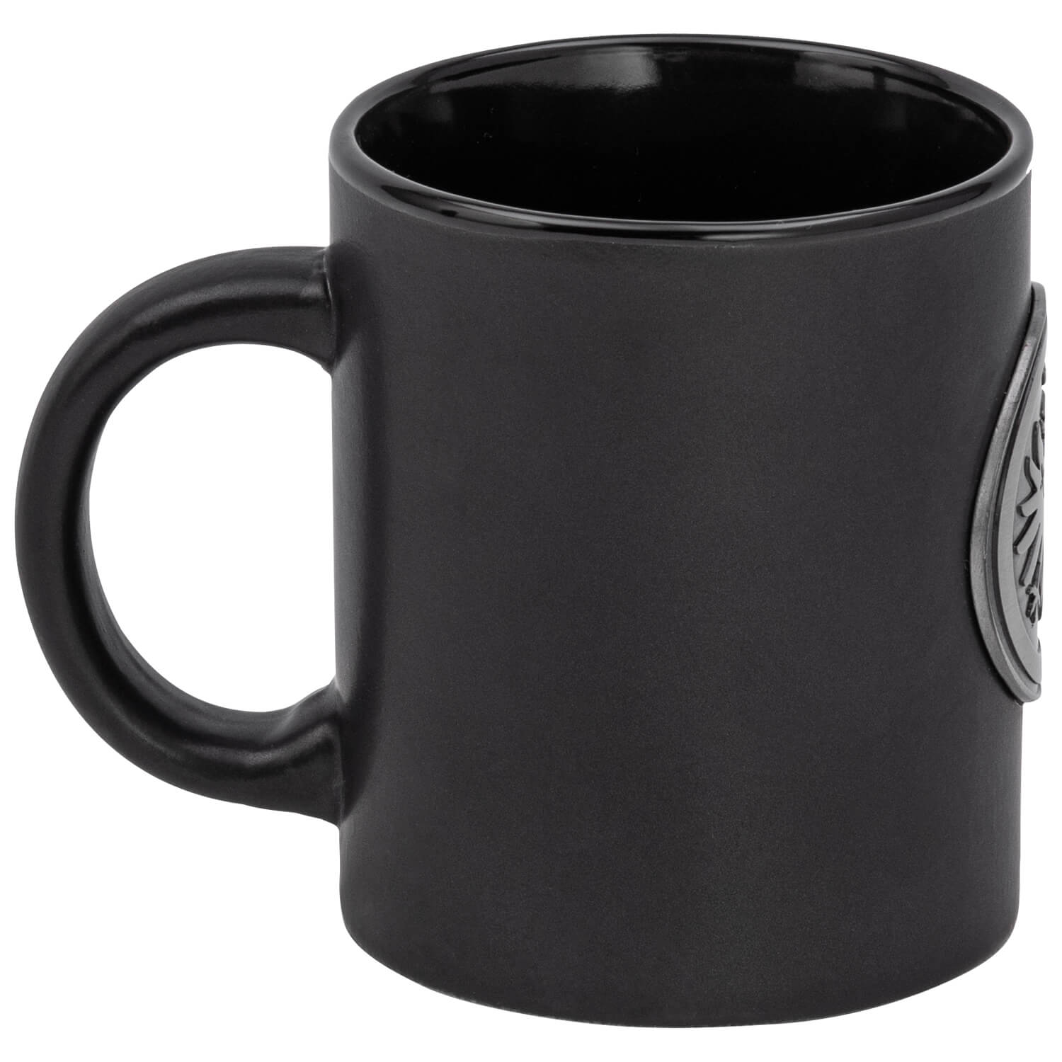 Bild 3: Tasse mit Metallemblem