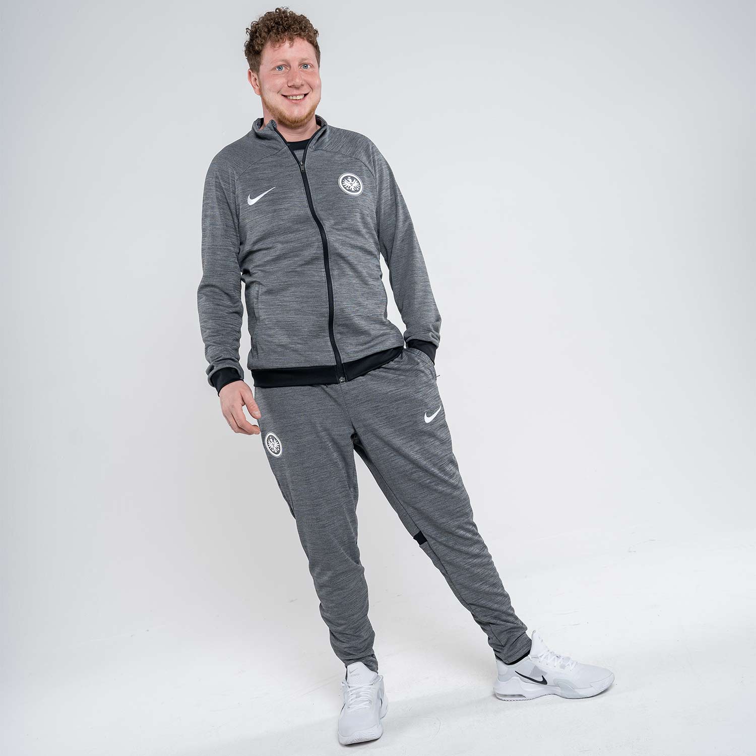 Bild 8: Nike Sport-Hose Grau