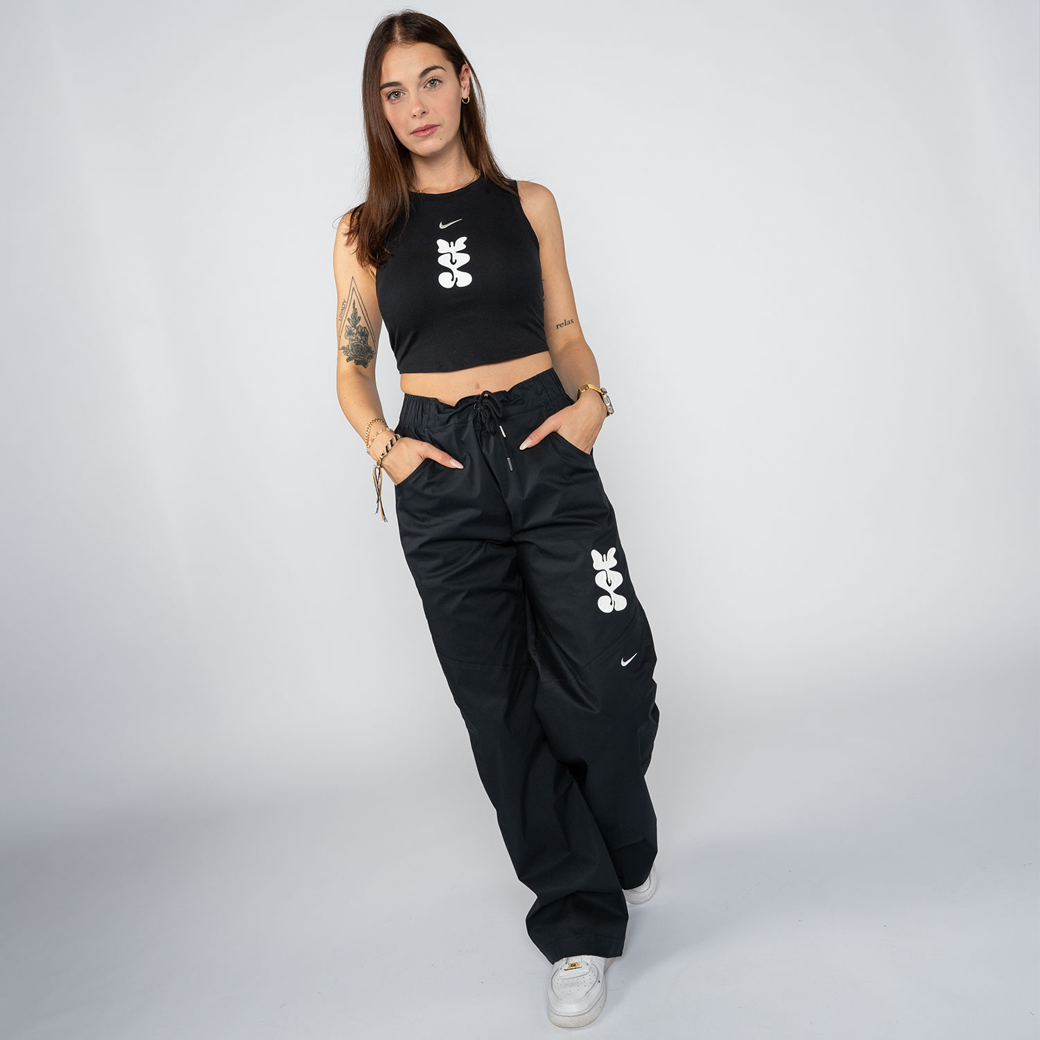 Bild 6: Nike Damen Crop Top SGE Bloom