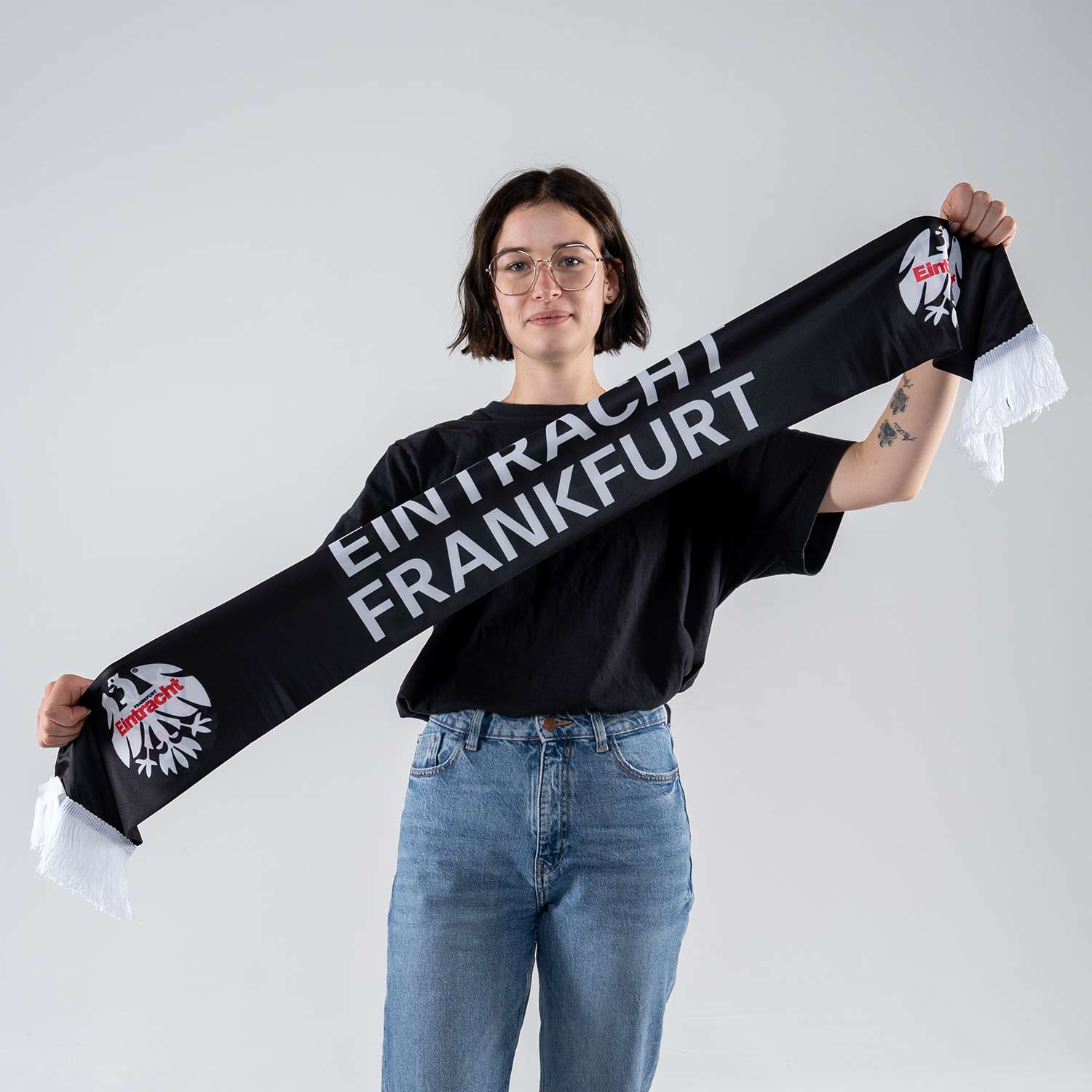 Bild 3: Fanschal Eintracht 80er