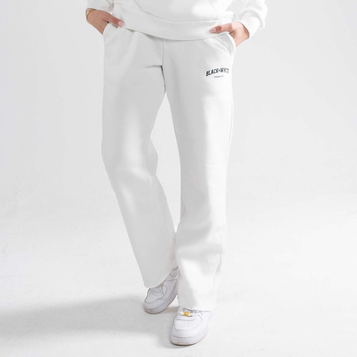 White joggers womens hotsell