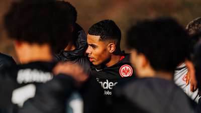 Adam Loune vor Hamburger SV