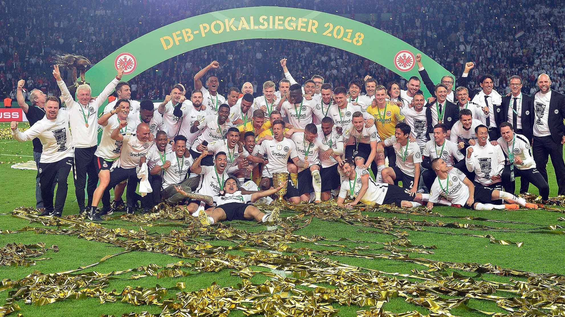 Eintracht Drängt In Die Rolle Des Ersten Bayern Verfolgers - bljzrze