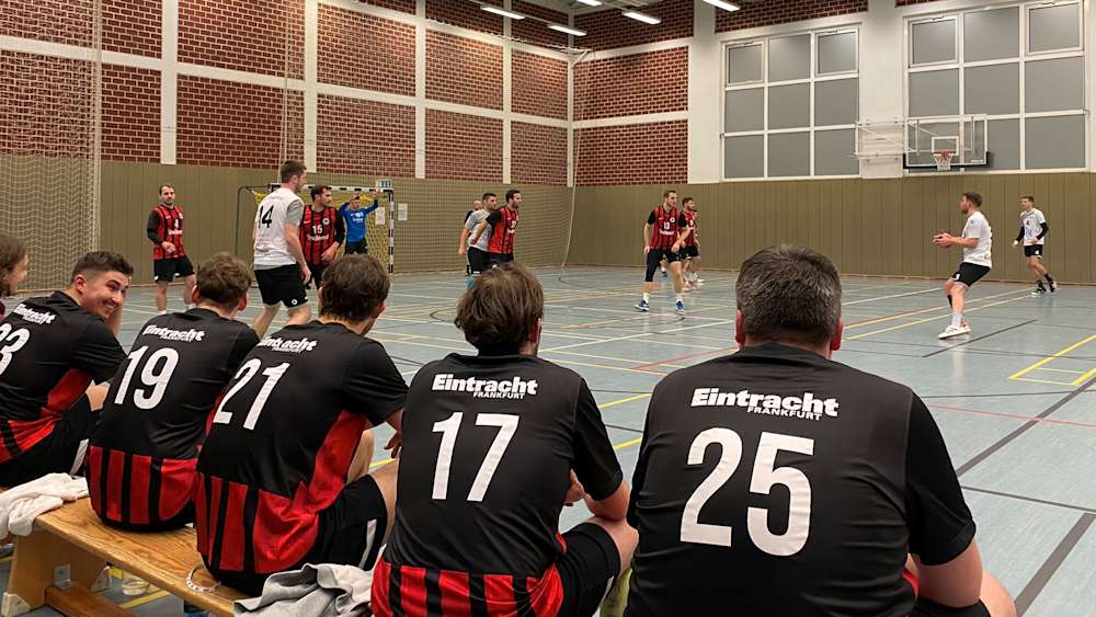 Bild 1: Herren I: Unentschieden im Frankfurter Derby