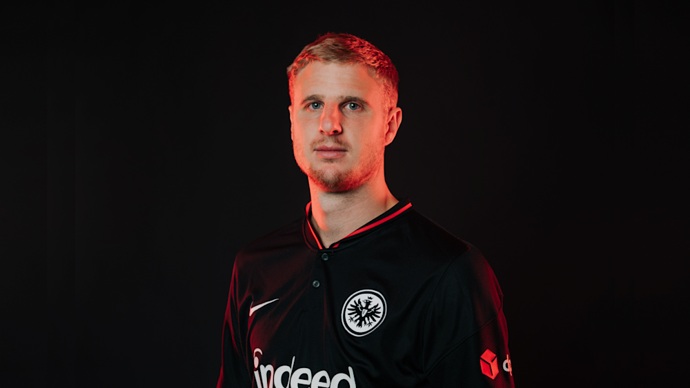Martin Hinteregger beendet nach 138 Einsätzen mit dem Adler auf der Brust seine aktive Karriere als Profifußballer.