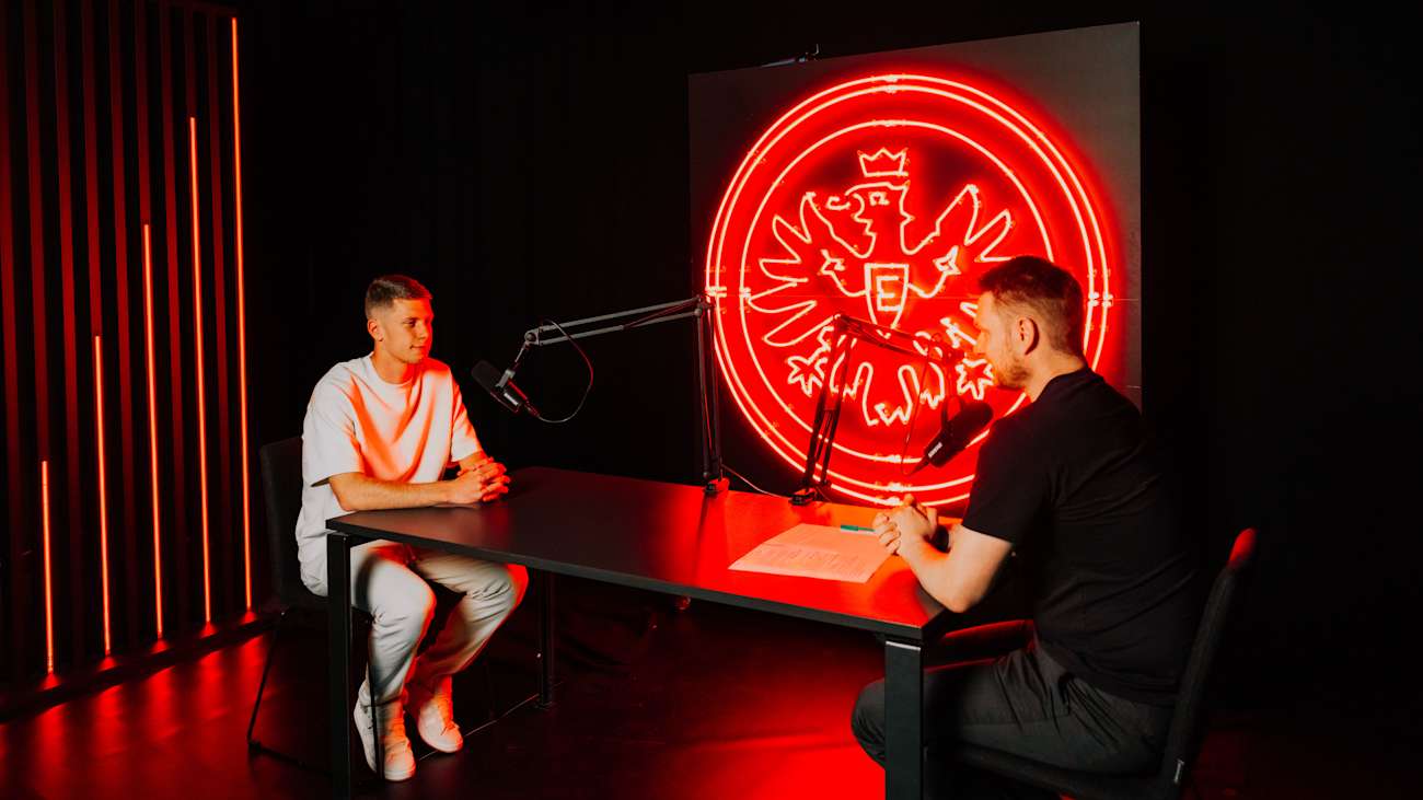 Die Episode mit dem zuletzt an die SV Elversberg verliehenen Verteidiger und U21-Nationalspieler Elias Baum ist als Podcast verfügbar.