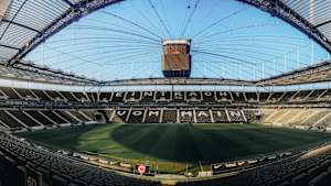 „Unser Stadion – unsere Farben“: So wird der Deutsche Bank Park nach dem Austausch der Sitzschalen aussehen.