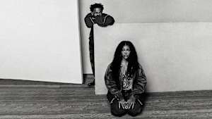 Pressefoto von Kendrick Lamar und SZA in schwarz-weiß
