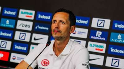 Unter anderem gibt Dino Toppmöller am Tag nach dem Europa-League-Spiel gegen Budapest ein Personalupdate.