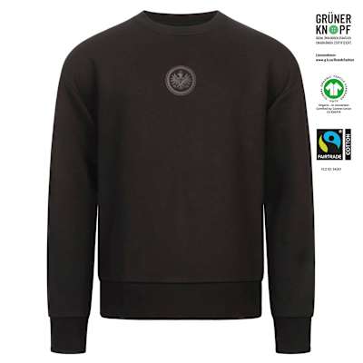 Bild Vorderseite: Schwarzer Sweater mit Ton-in-Ton Logo mittig auf der Brust. Rechts abgebildet sind Nachhaltigkeits-Siegel. Sweater Logo Red