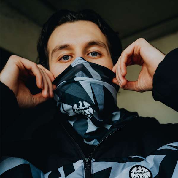 世界的に Eintracht Stores Frankfurt Eintracht - scarves 記念グッズ