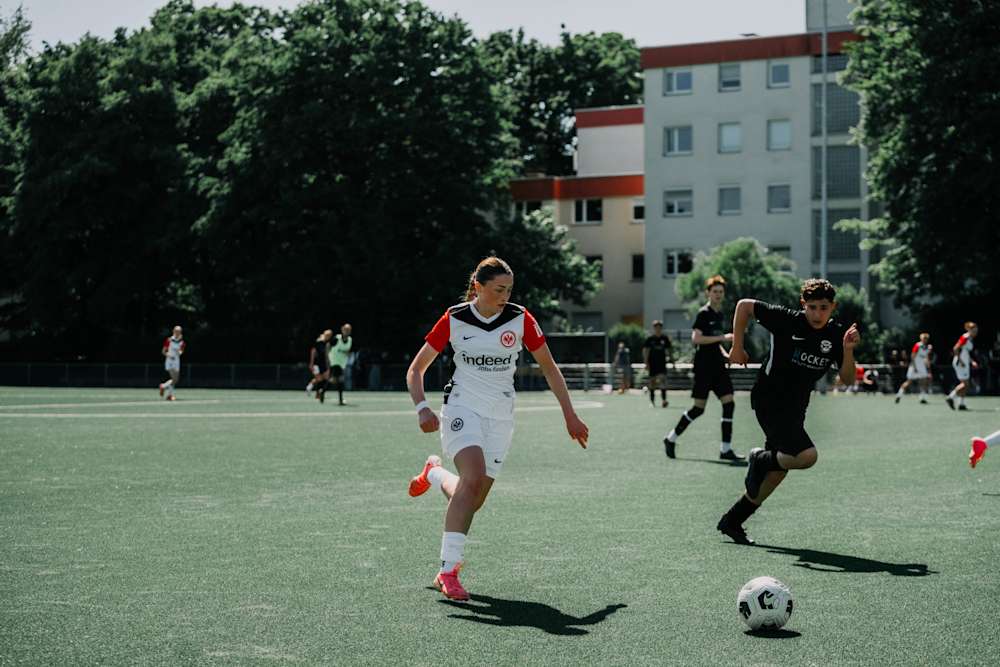 Nina Franco im Spiel der U17-Juniorinnen gegen die DJK SW Griesheim.
