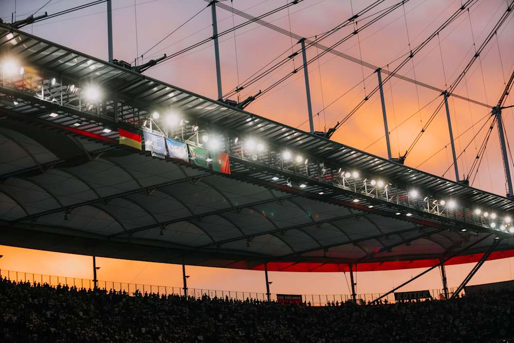 Bild 1: Lumosa wird Stadionpartner