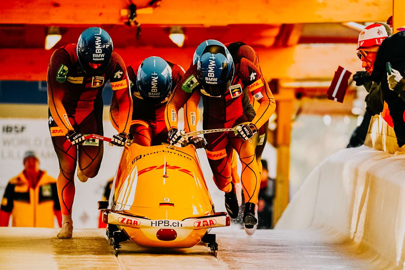 Team Ammour beim Start im Viererbob.