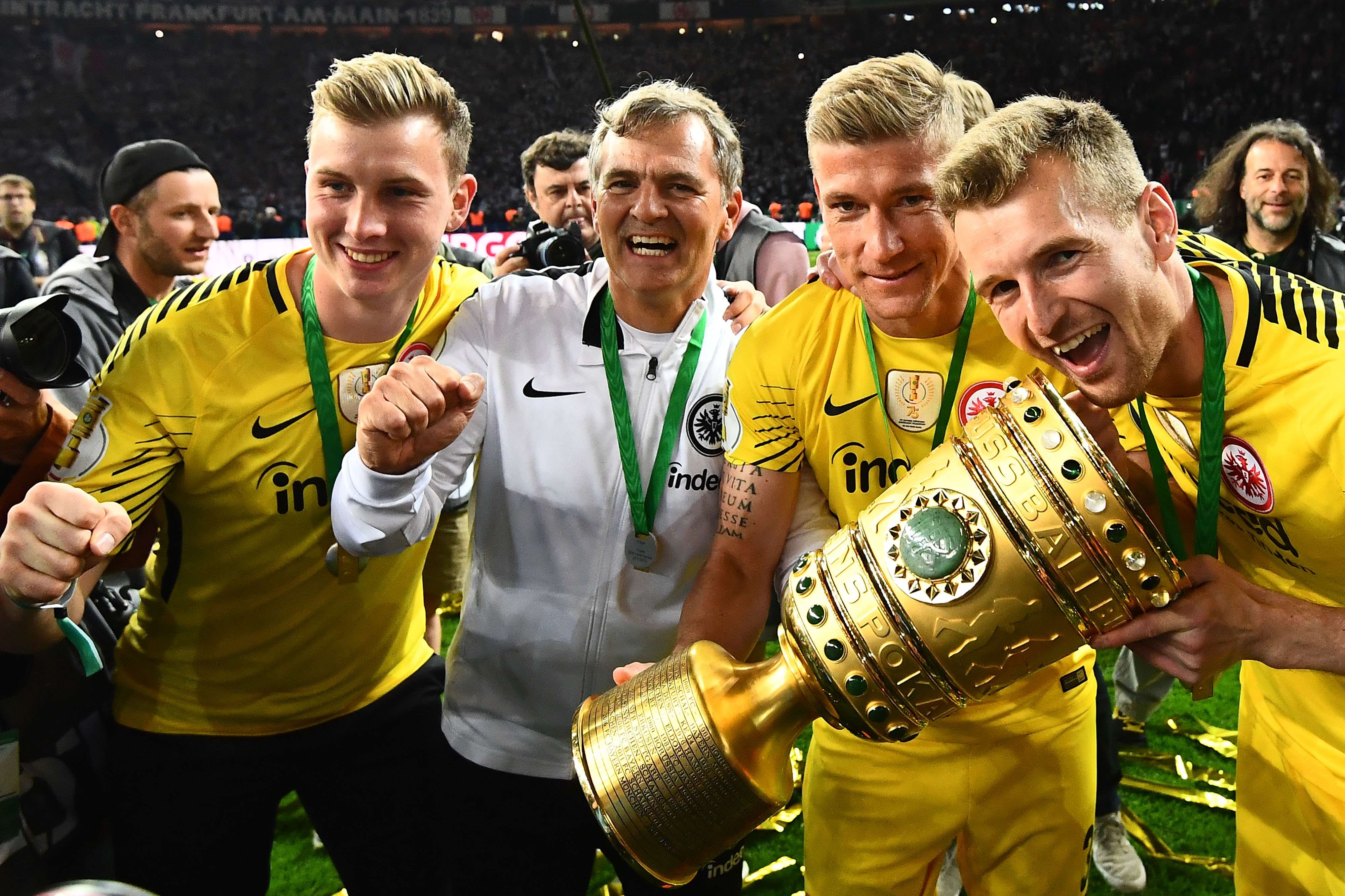 Ohne Frage war der Gewinn des DFB Pokals sein bisher größter sportliche Erfolg © Eintracht Frankfurt Ohne Frage war der Gewinn des DFB Pokals sein bisher größter sportliche Erfolg Ohne Frage war der Gewinn des DFB Pokals sein bisher größter sportliche Erfolg © Eintracht Frankfurt