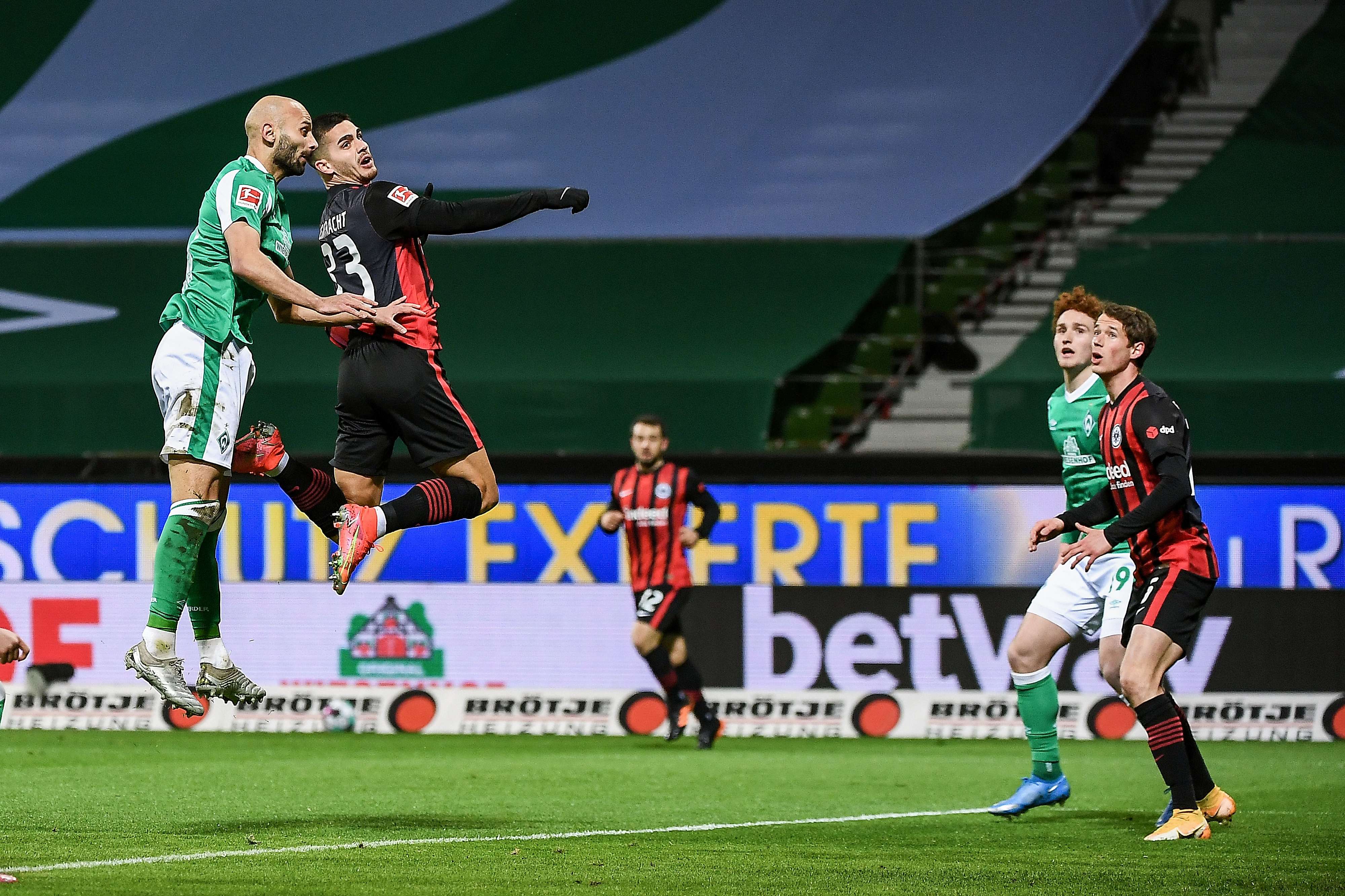 19. Saisontor von André Silva im Spiel Werder Bremen gegen Eintracht Frankfurt zum 0:1 in der 9. Minute (23. Spieltag). Bild 1
