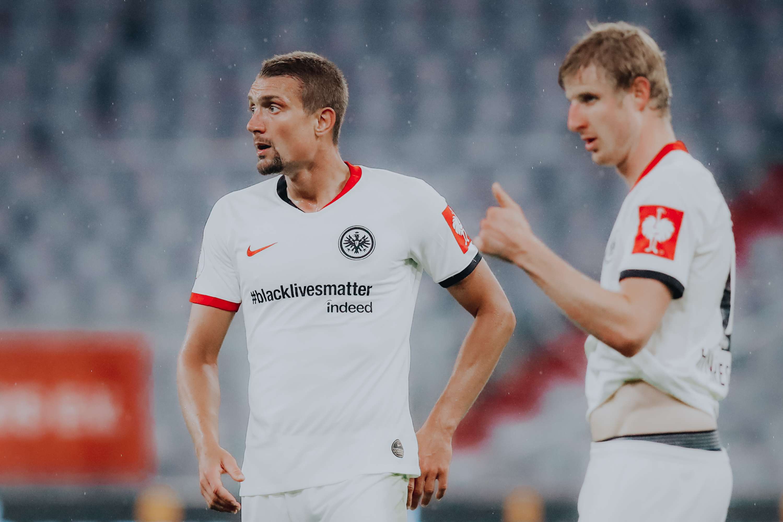 Die Adlerträger zeigten besonders in der zweiten Hälfte ein aufopferungsvolles Spiel und setzten die Münchener Bayern ordentlich unter Druck. Bild 1