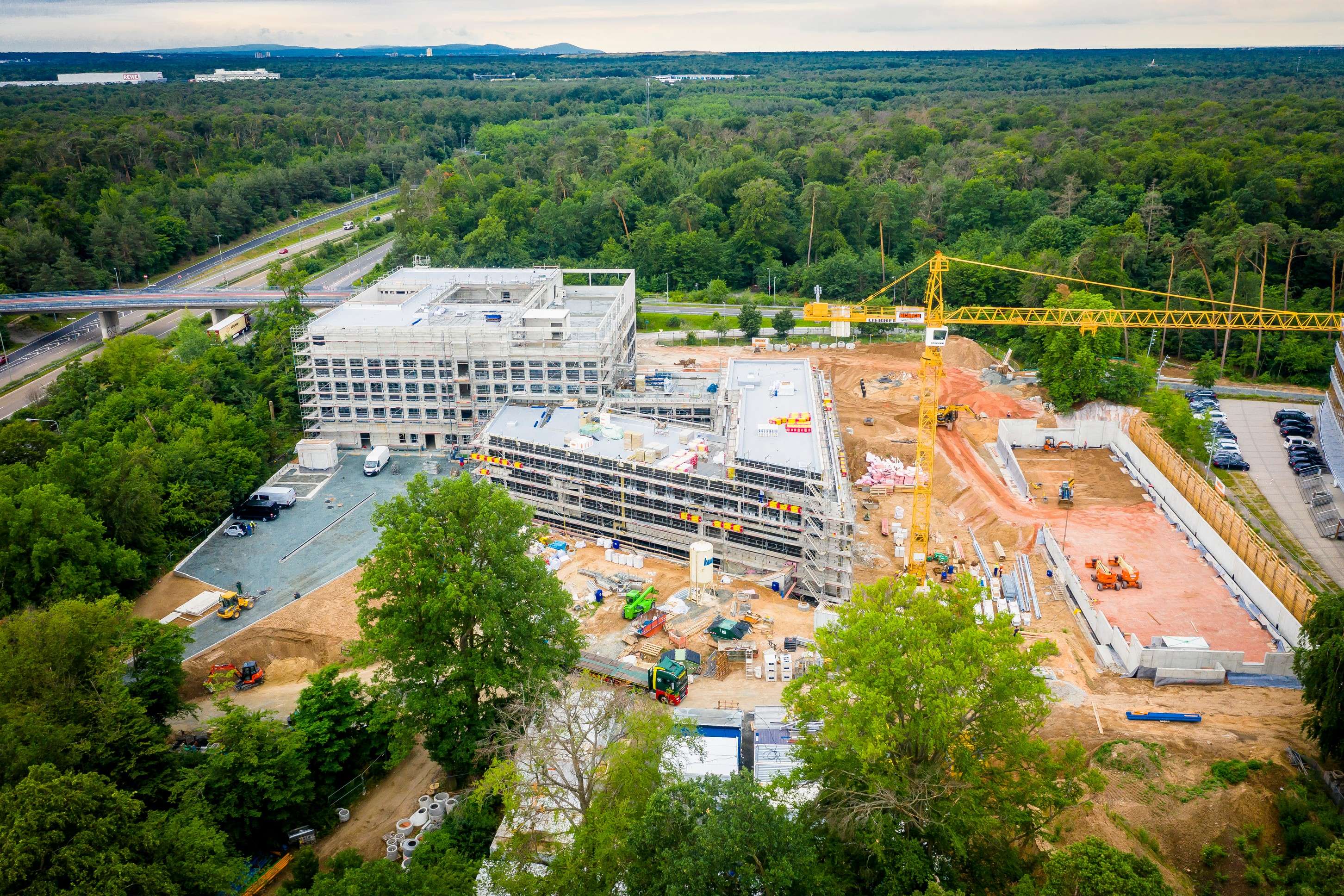 Das Parkhaus des Proficamps Bild 1