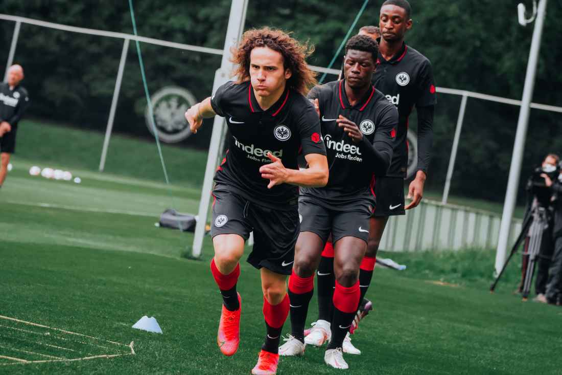 New signing: Fabio Blanco - Eintracht Frankfurt Pros