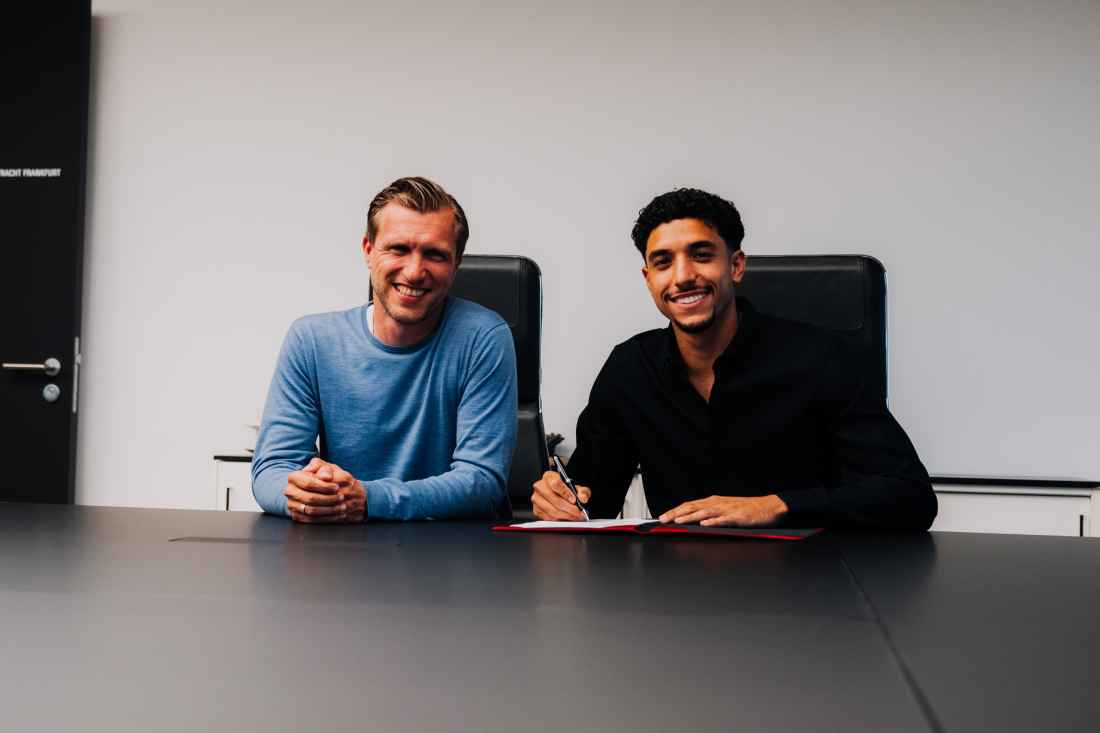 Omar Marmoush joins Eintracht - Eintracht Frankfurt Pros
