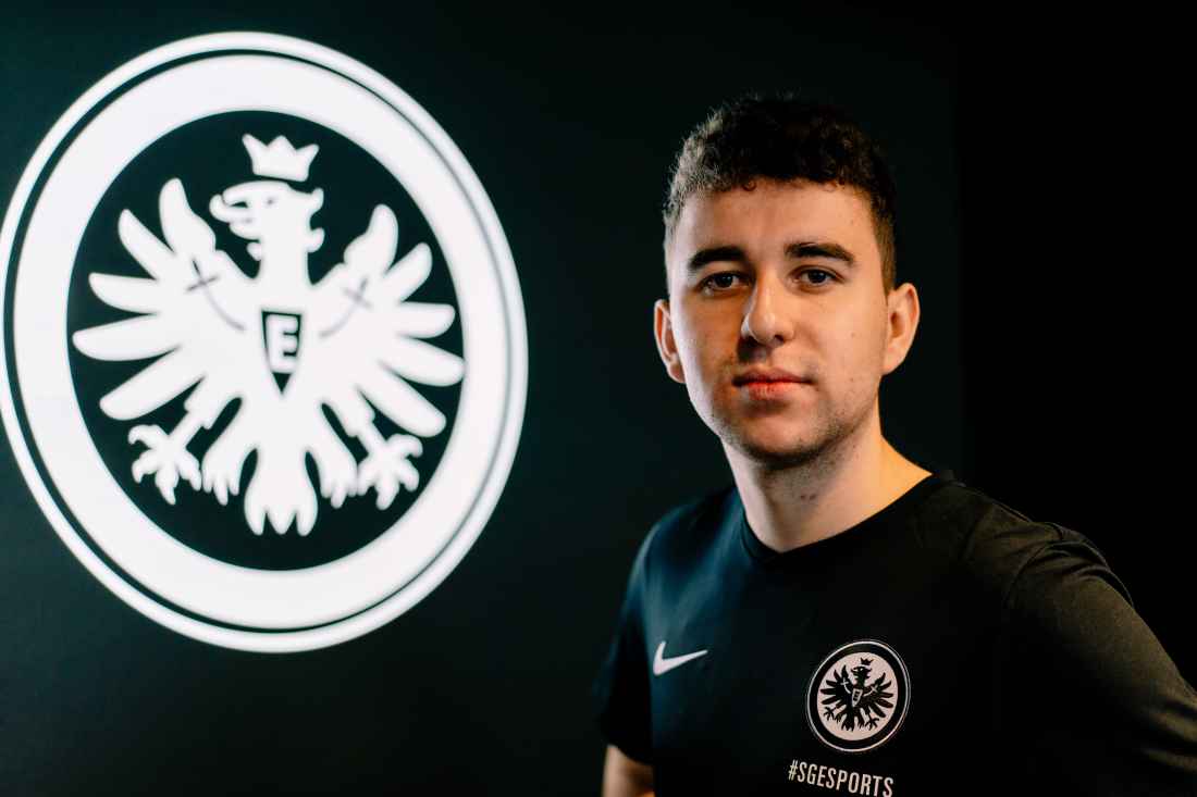 Virtuelles Flutlicht-Duell - Eintracht Frankfurt eSports