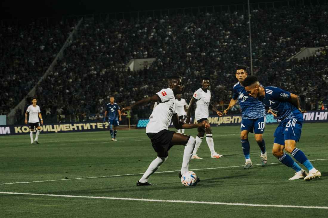 Eintracht Frankfurt Levski Sofia Sofia deny Eintracht in added time - Eintracht Frankfurt Men