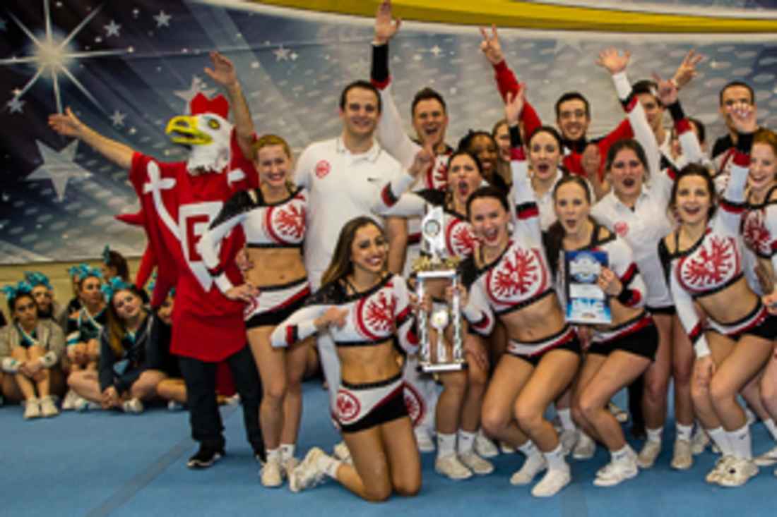 Eintracht Frankfurt Cheerleader Eintracht Frankfurt Cheerleader