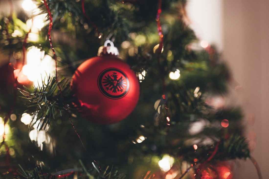 Die Eintracht wünscht frohe Weihnachten - Eintracht Frankfurt Männer