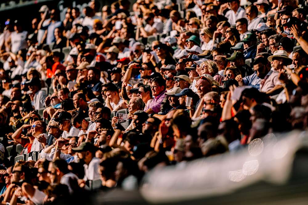 Einiges los bei den Heimspielen von Eintracht Frankfurt im Deutsche Bank Park.