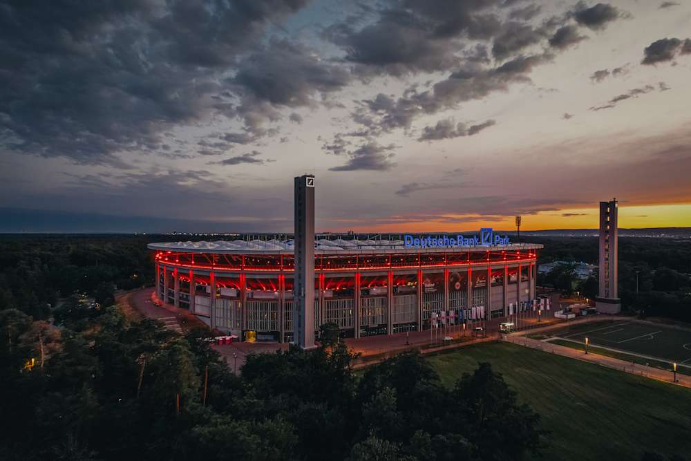 Der Deutsche Bank Park lädt zum Abendspiel der Eintracht.