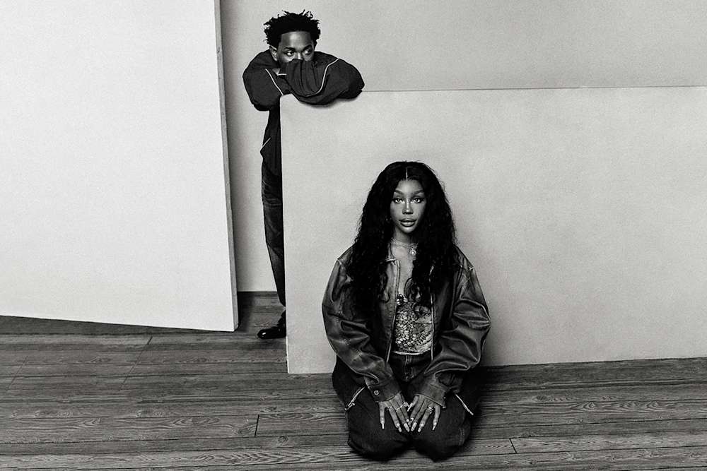 Pressefoto von Kendrick Lamar und SZA in schwarz-weiß