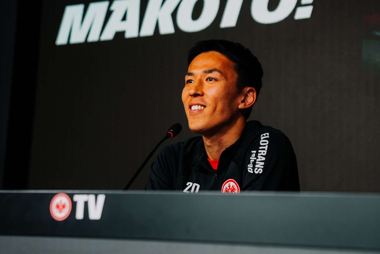 Picture 1: “Eintracht is my club”