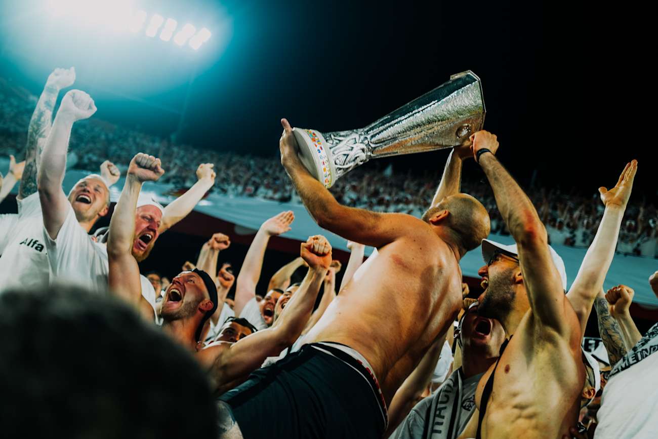 Bild 1: Du und der Europapokal
