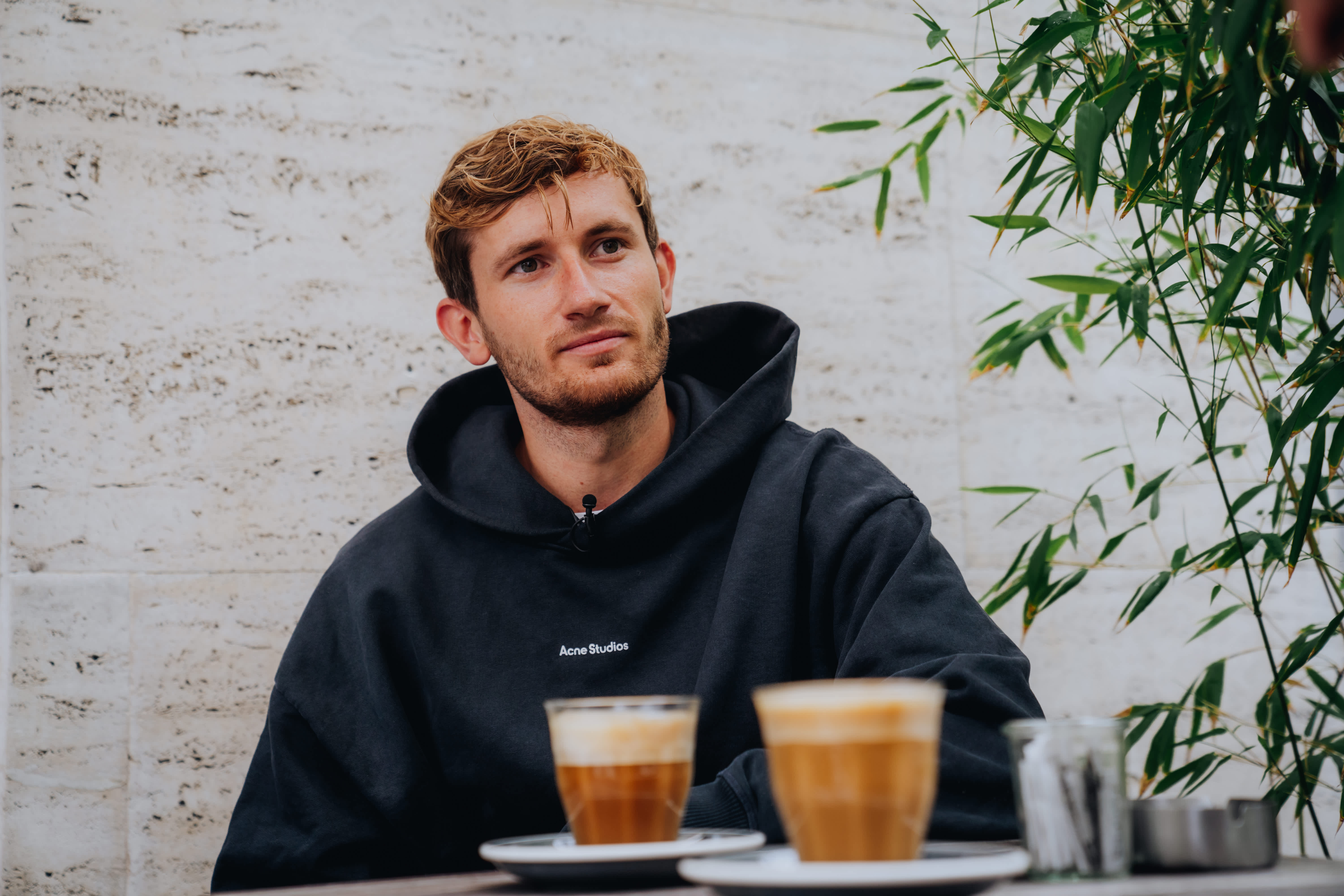 "Das Café hier ist einer meiner Lieblingsorte, hier kann man schön entspannen." © „Das Café hier ist einer meiner Lieblingsorte, hier kann man schön entspannen.“ "Das Café hier ist einer meiner Lieblingsorte, hier kann man schön entspannen." ©