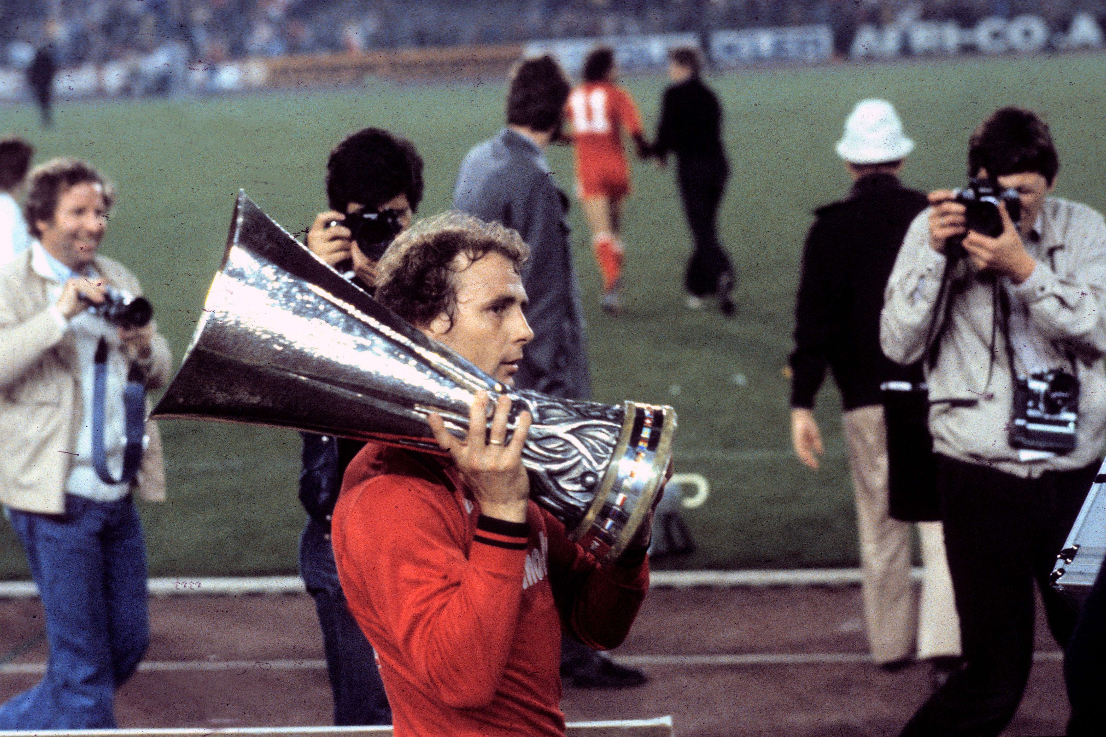 1980 steht der ersten Europapokalsieg für Eintracht Frankfurt, der letzte für 42 Jahre. 1980 steht der ersten Europapokalsieg für Eintracht Frankfurt, der letzte für 42 Jahre.
