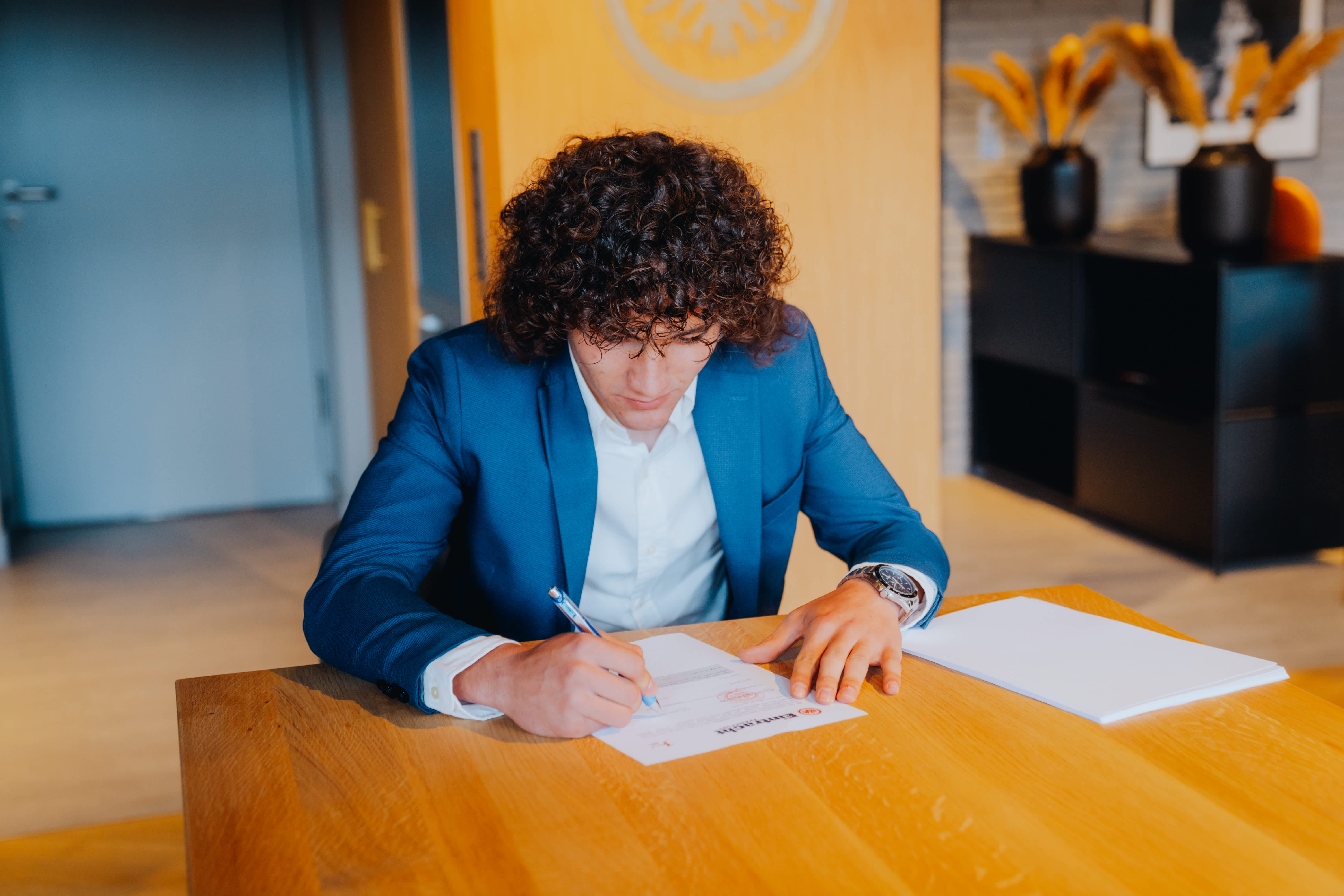 © Fabio Blanco Gómez wechselt zur neuen Saison vom traditionsreichen Valencia CF an den Main und erhält einen Vertrag bis zum 30. Juni 2023 mit einer Verlängerungsoption. © Fabio Blanco Gómez wechselt zur neuen Saison vom traditionsreichen Valencia CF an den Main und erhält einen Vertrag bis zum 30. Juni 2023 mit einer Verlängerungsoption.