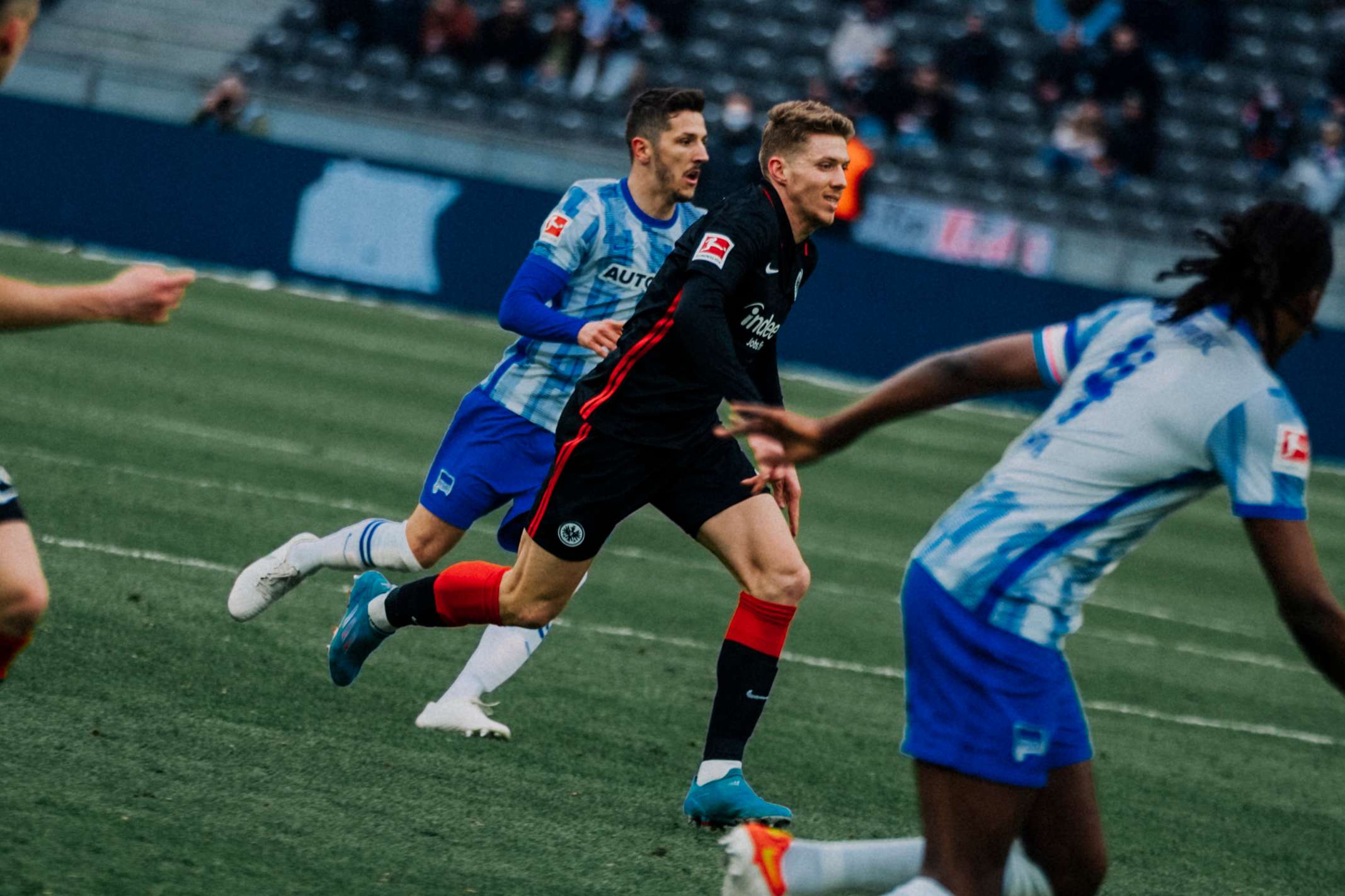 Kristijan Jakic kehrt nach abgesessener Gelbsperre in die Startelf zurück und spult prompt die meisten Kilometer im Olympiastadion ab: 12,1. Kristijan Jakic kehrt nach abgesessener Gelbsperre in die Startelf zurück und spult prompt die meisten Kilometer im Olympiastadion ab: 12,1.