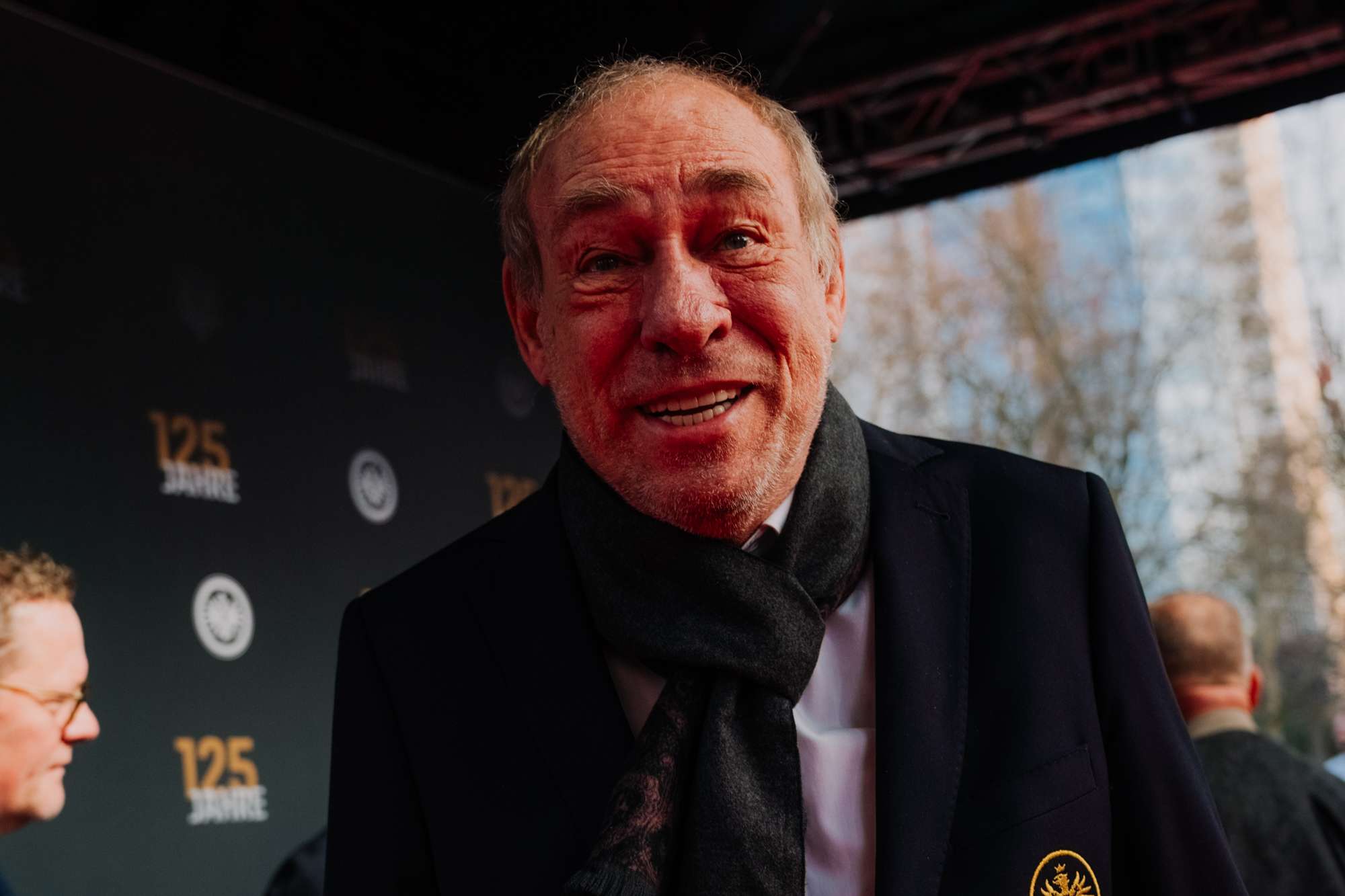 Prägende Figur der SGE-Entwicklung des vergangenen fast Vierteljahrhunderts: Peter Fischer, mittlerweile aktiver Ehrenpräsident. Prägende Figur der SGE-Entwicklung des vergangenen fast Vierteljahrhunderts: Peter Fischer, mittlerweile aktiver Ehrenpräsident.
