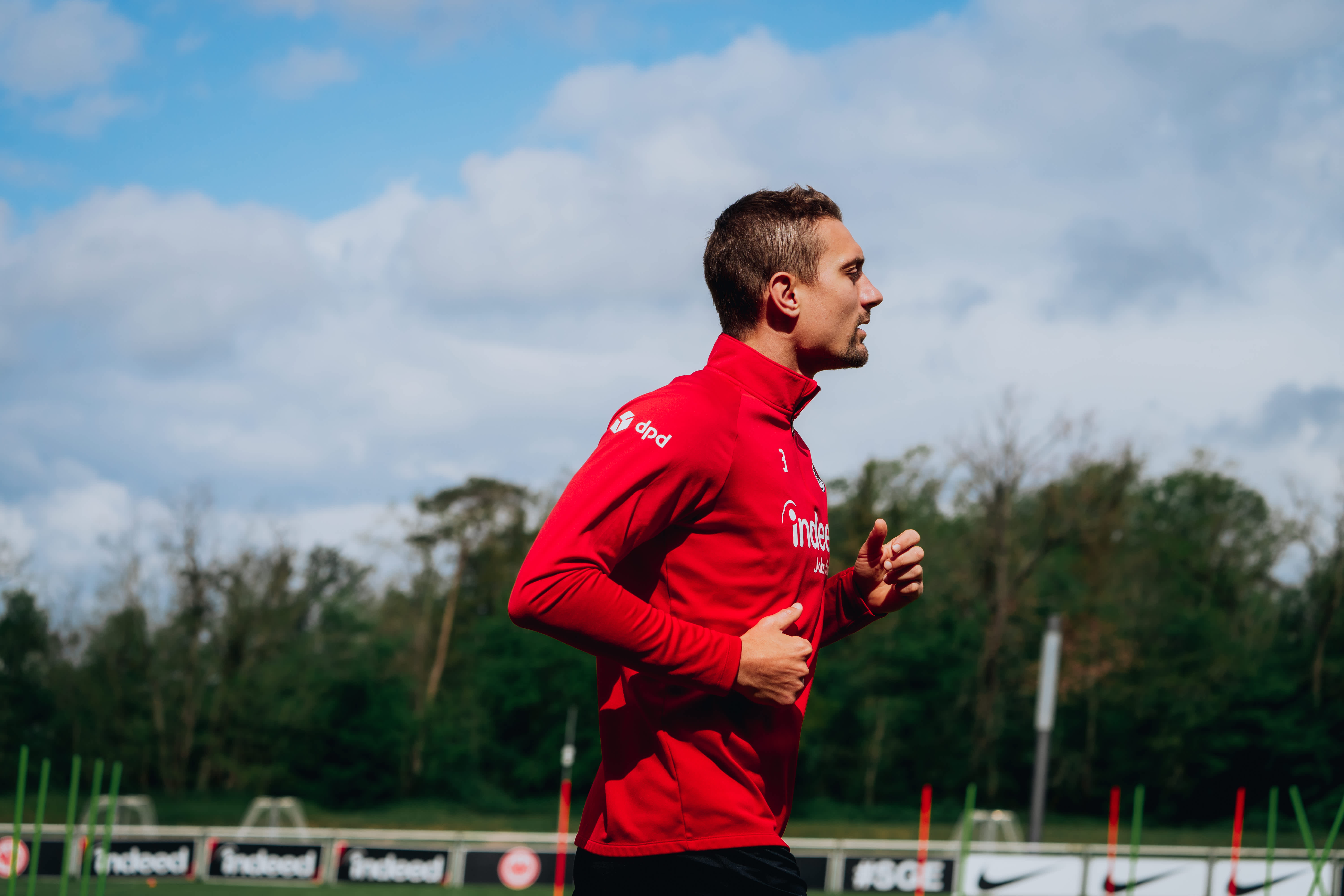 Geburtstagsadler: Stefan Ilsanker wird 32. Geburtstagsadler: Stefan Ilsanker wird 32.
