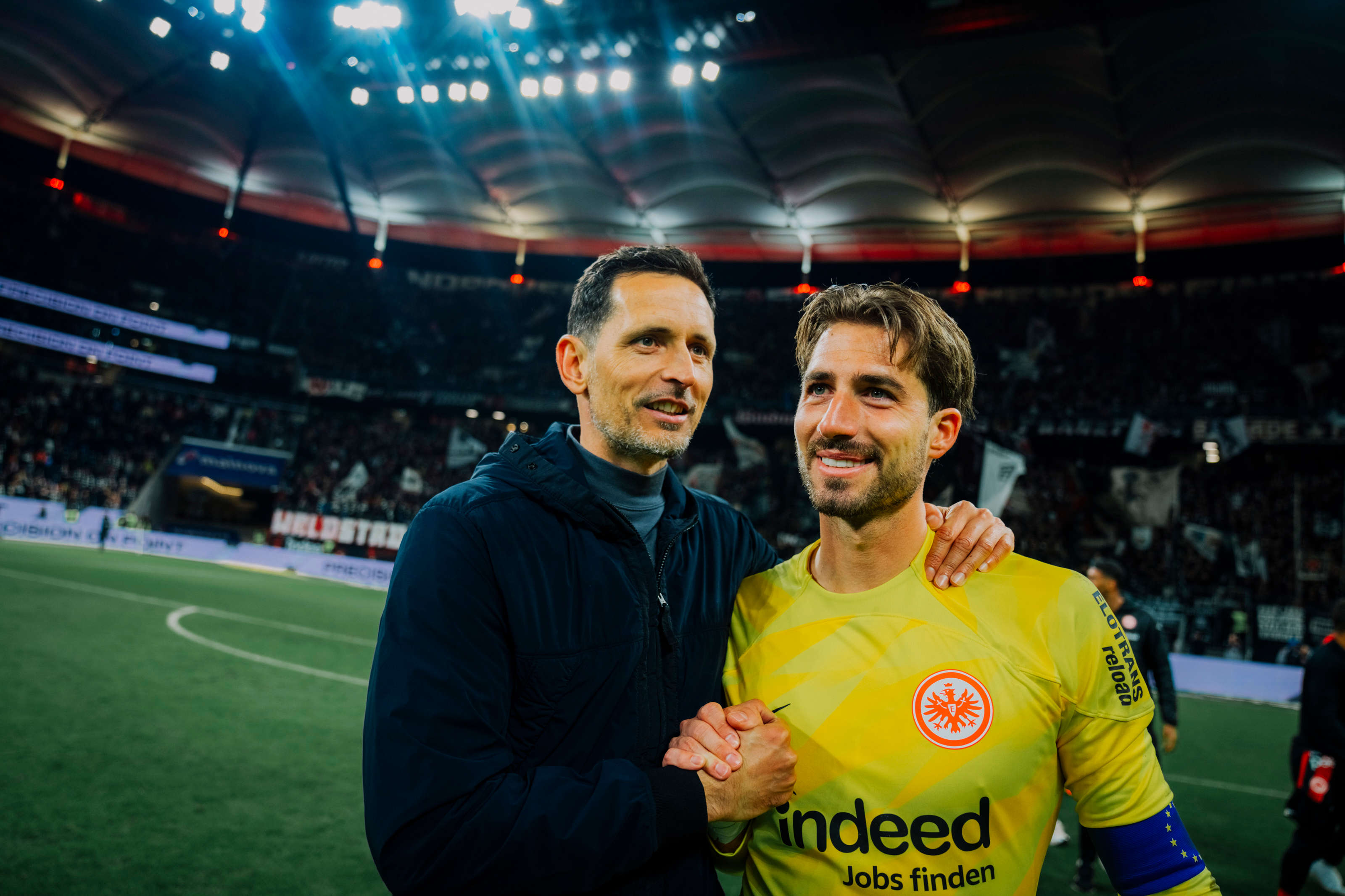 Nach dem 3:1-Erfolg gegen den FC Augsburg herrscht Erleichterung im Frankfurter Stadtwald. Die Eintracht besiegt den direkten Verfolger im Kampf um die europäischen Plätze und vergrößert den Abstand auf Rang sieben vorerst auf sechs Punkte. Aber von Anfang an ... Nach dem 3:1-Erfolg gegen den FC Augsburg herrscht Erleichterung im Frankfurter Stadtwald. Die Eintracht besiegt den direkten Verfolger im Kampf um die europäischen Plätze und vergrößert den Abstand auf Rang sieben vorerst auf sechs Punkte. Aber von Anfang an ...