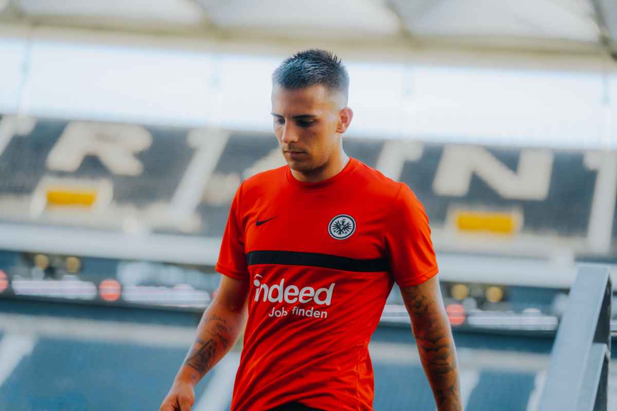 Loan To St Pauli Eintracht Frankfurt Pros