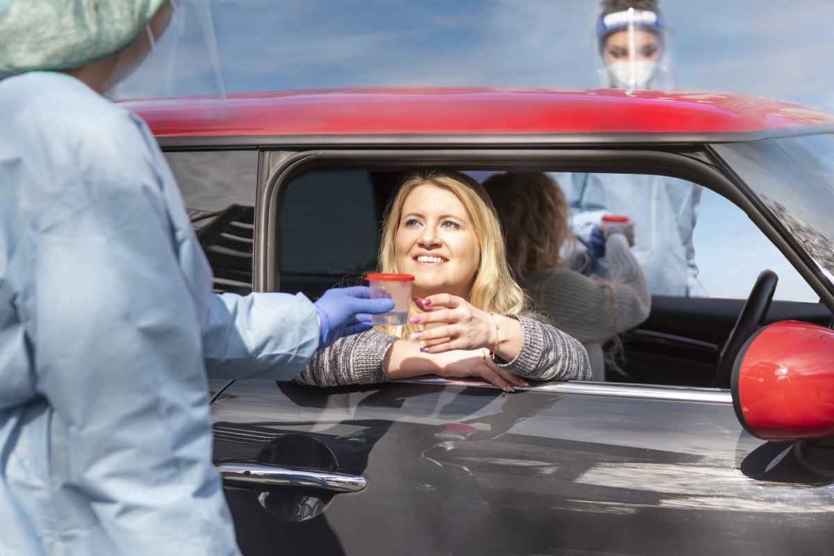 Coronatests Auf Dem Parkplatz Gleisdreieck Eintracht Frankfurt Klub
