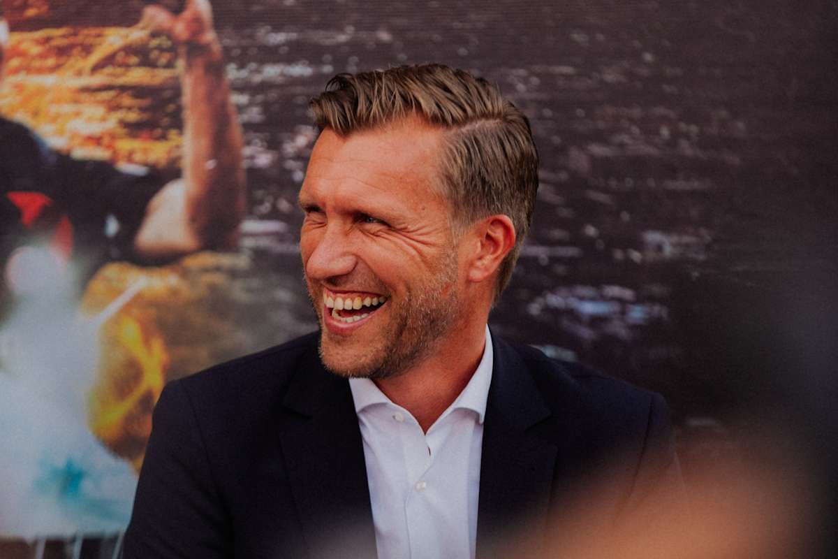 Eintracht-Sportvorstand Markus Krösche ist für das Magazin für  Fußballkultur 11FREUNDE der Manager der Saison 2024/25 - Eintracht  Frankfurt Pros