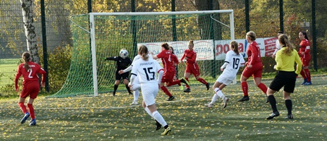 U17-Juniorinnen: Torloses Remis Im Derby Gegen Dortelweil - Eintracht ...